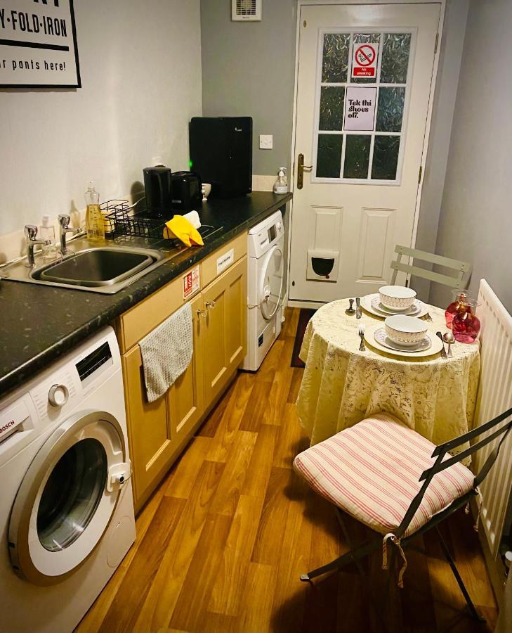 ריפון Modern Ground Floor Apartment With Free Parking Very Near Centre מראה חיצוני תמונה